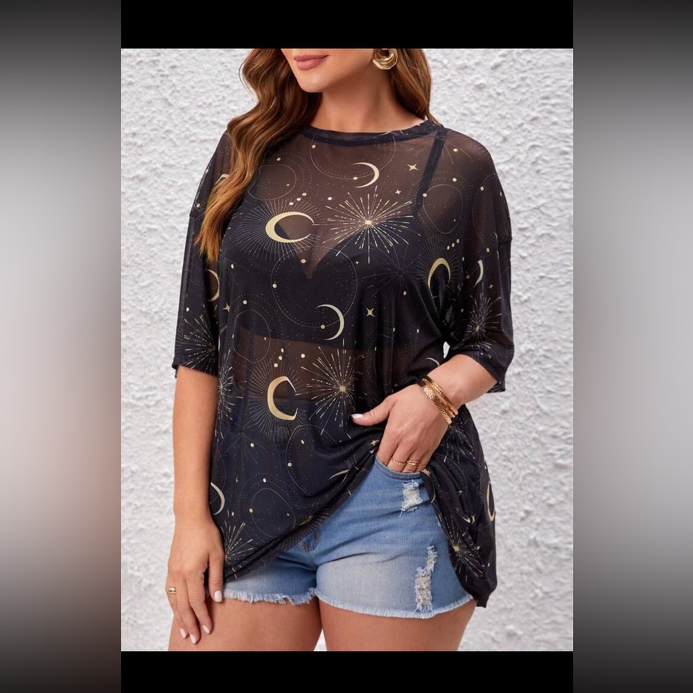 Oversized Mesh Moon Print Top